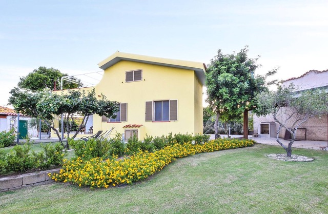 Very welcoming apartment, tastefully decorated and very close to the sea- ideal for a relaxing vacat