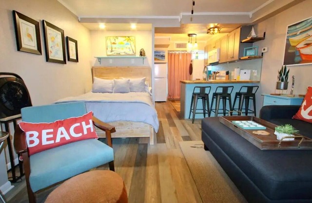 Vicki's Island Hideaway
