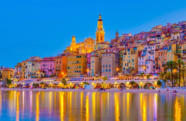 Victoria Bergamote Attic, Menton, France