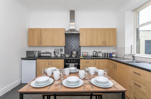 Victoria Parade - Elegant and sophisticated fully equipped home