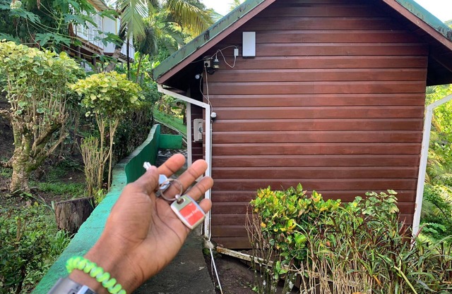 Vieux Fort Couples Country Styled Bungalow Near Mangrove Restaurant