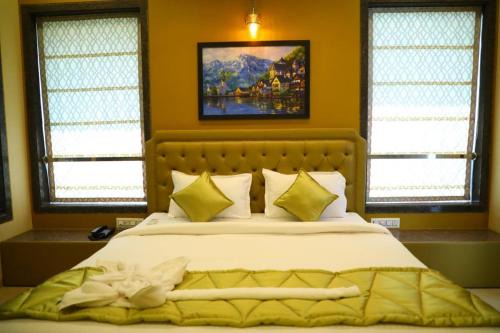 View In Green 7 BHK