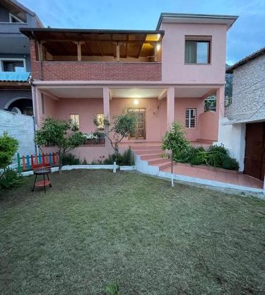 Vila 8 Kruje