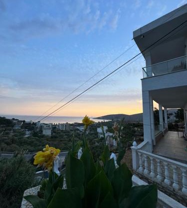 Vila Alexandros