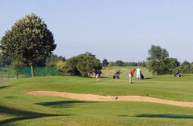 Villa Abordable sur Terrain de Golf!