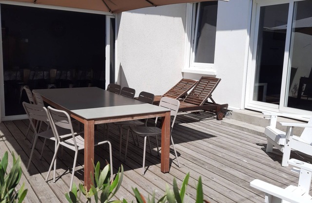 Villa 150 m from the BEACH AGON COUTAINVILLE, Free WIFI, Shops