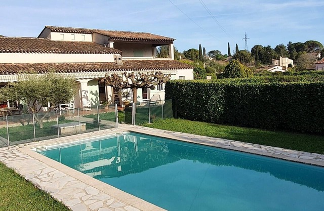 Villa 3 Chambres 170 m2 Avec Piscine Privée