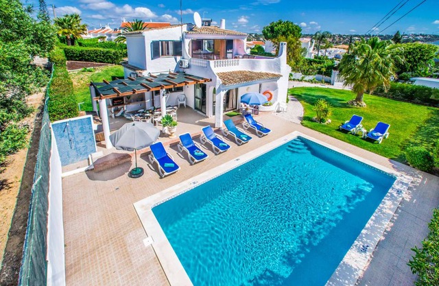 Villa ∙ 4 bedrooms ∙ 8 guests