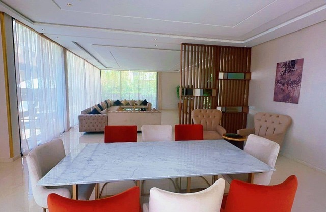 Villa 5 suites heated pool