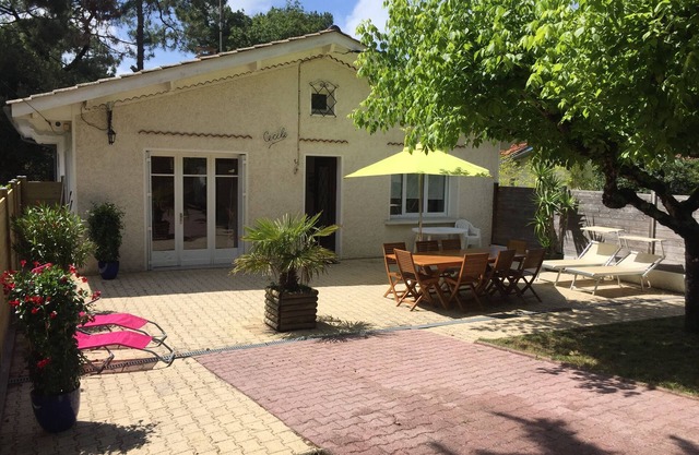 Villa * 6/8 people + garden with trees - 200 m beach - Pyla sur Mer