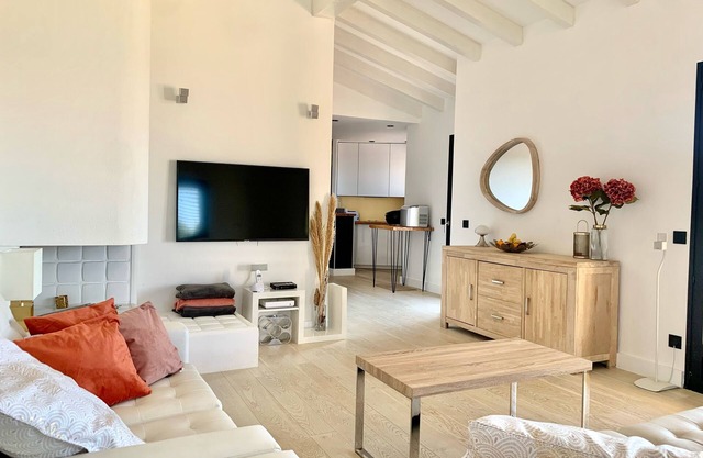 VILLA - 6 PEOPLE - SEA VIEW - SWIMMING POOL - SOUTH CORSICA