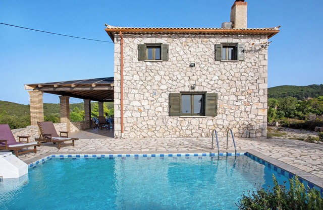 Villa 'Agricultural Andreas Dimitris' with Sea View, Private Pool and Private Terrace