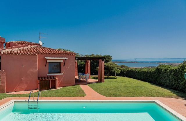 Villa 'Alba Piscina Vista Mare' with Sea View, Wi-Fi and Air Conditioning