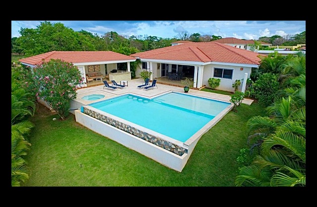 Villa at Casa Linda With Amazing Pool & Jacuzzi