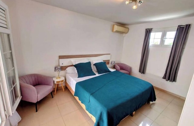 Villa Béliya 3 bd piscine mer 8 pers nord caraïbe