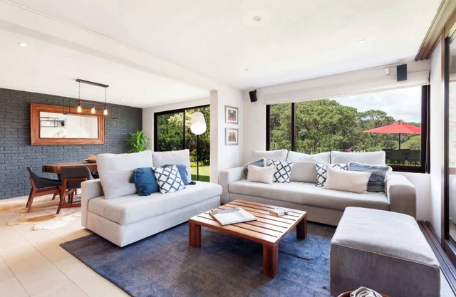 Villa Camila - Unmatched Lake Views with Private Jacuzzi and Garden in Avándaro