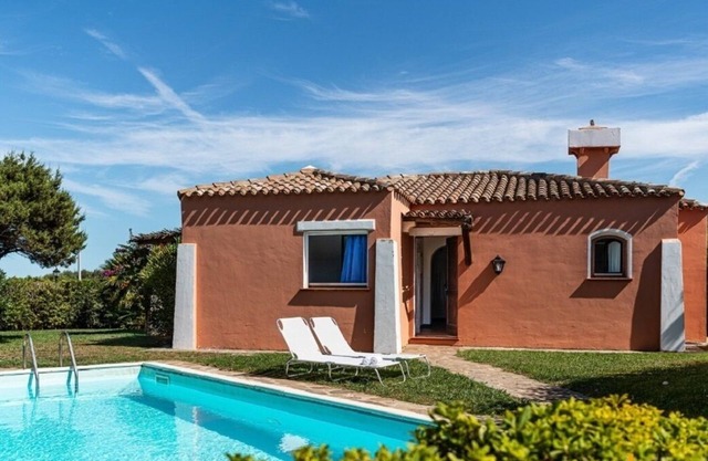 Villa Camilla private garden and pool. 30% DISCOUNT, PERIOD 24 MAY - 7 JUNE