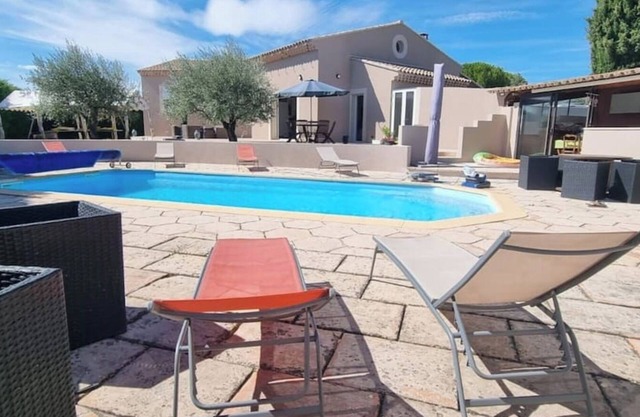 Villa "Casa Bonni Piscine Privée" with Garden & Wi-Fi