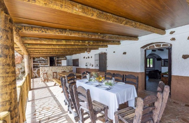 Villa "Casa Rural San Miguel" with Pool & Wi-Fi