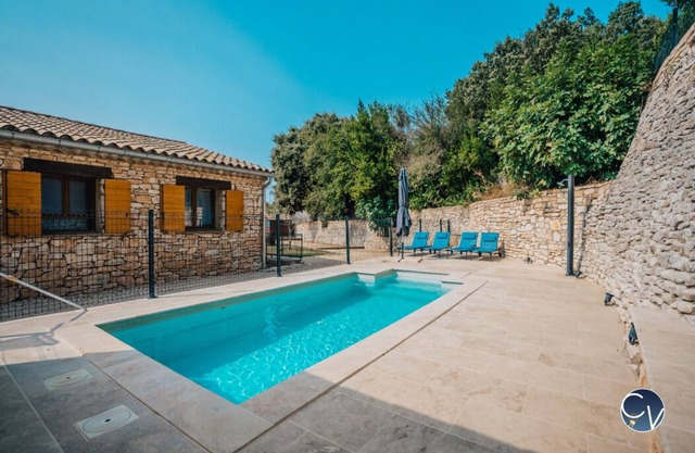 Villa de Charme Pour 8 Personnes Avec Piscine à Orgnac-l'aven