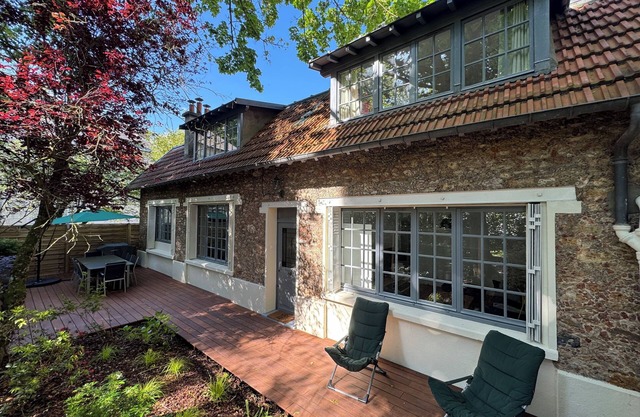 Villa de Luxe Avec Climatisation et Terrasse, Idéal Pour Visiter Paris!