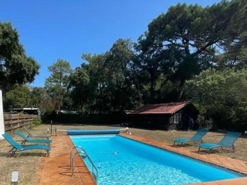 Villa de rêve avec piscine à 400m de la plage - 8 pers, clim, Wifi, jardin, parking inclus - FR-1-413-227