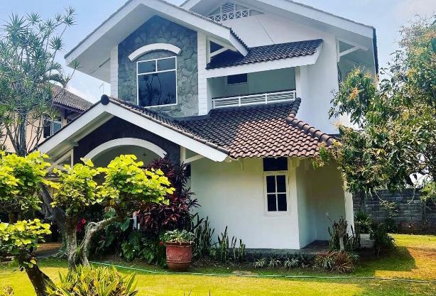 Villa Dedaun Batu