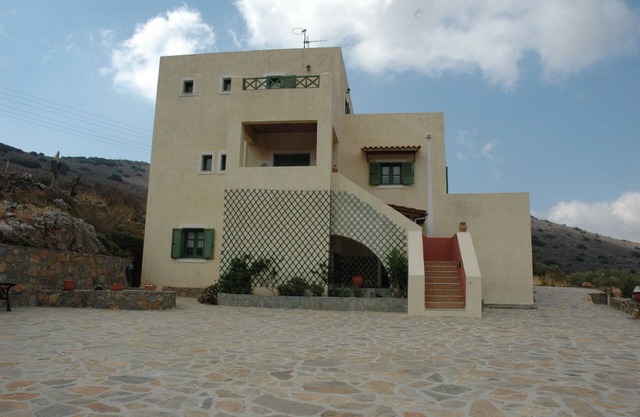 Villa Diamandi , a relaxing place within Olive Trees .