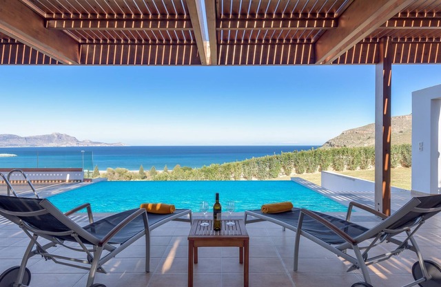 Villa Efippos - Three bedroom Sea View Villa with Swimming Pool-300m from Beach