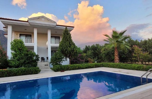 Villa ELAY