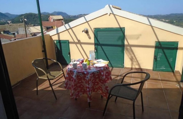 Villa 'Eleni's House in Valaneio' with Sea View, Balcony & Wi-Fi