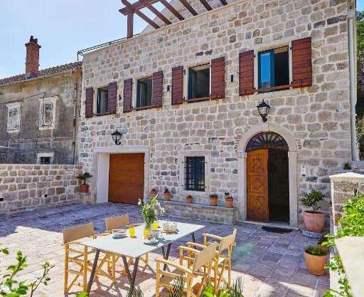 Villa Emily
