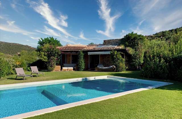VILLA ERITRINA CHIA - a few steps to the beach