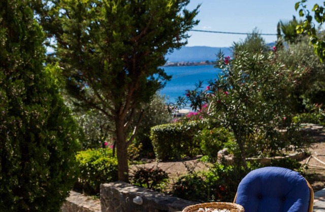 Villa Euphoria Studio in Aegina, A' Marathonas Bay