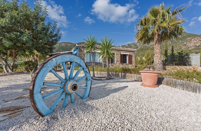 Villa Favòla independent with private pool