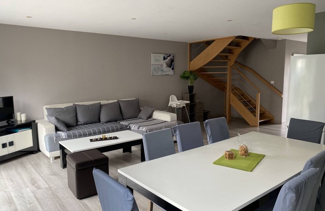 Villa Fétuque Crin d'Ours in Merlimont with hot tub, pets welcome
