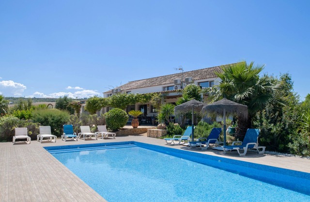 Villa 'Finca Encanto' with Mountain View, Wi-Fi and Air Conditioning