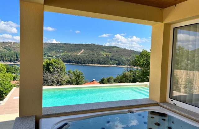 Villa Gerês Emblematico - Piscina & Jacuzzi
