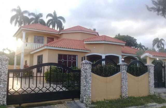 VILLA GLORIA cabrera
