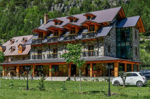 Villa Golden Theth