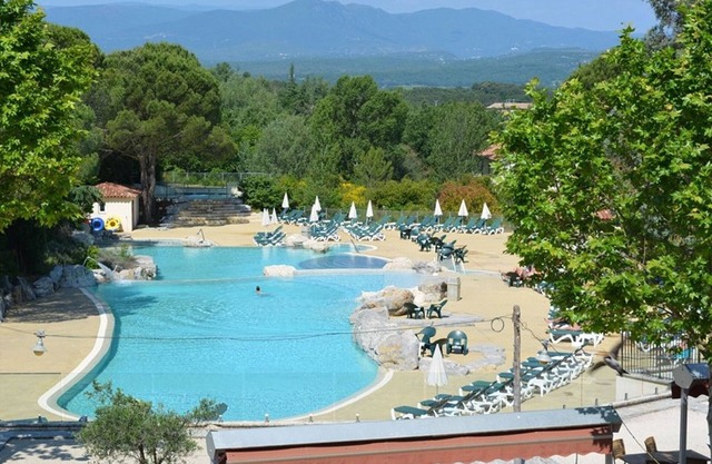 Villa Grospierres, 2 bedrooms, 6 persons
