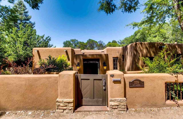 Villa Hermosa | Luxury Santa Fe Retreat
