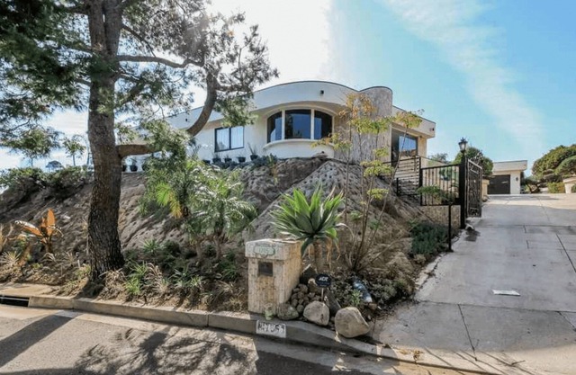 Villa Hillside