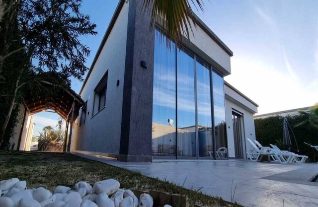 Villa Ibtissem Elegance and Comfort for 6 People | Swimming Pool & Private Garden