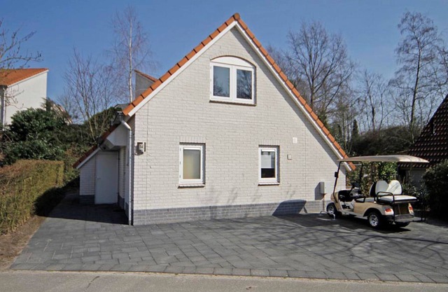 Villa in Arcen with Shower and sauna
