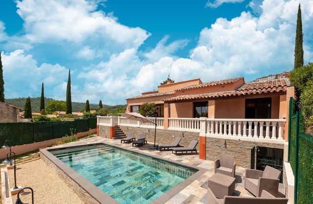 Villa in Callian with Heated Pool and Golf Nearby
