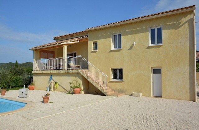 Villa in Saint-Laurent with Private Pool