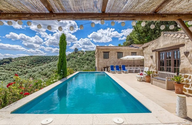 Villa in Montefrio near Iznajar Lake