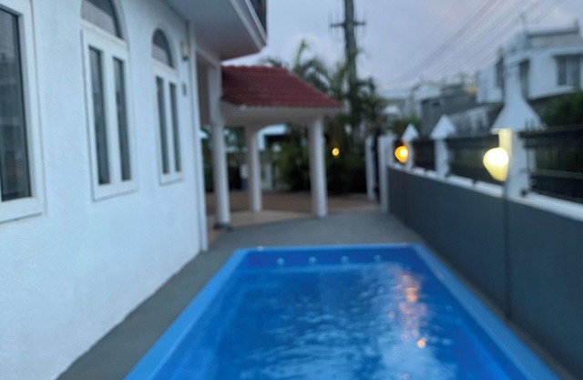 Villa in pereybere with 4 bedrooms and 3 bathrooms large air-conditioned living room wifi