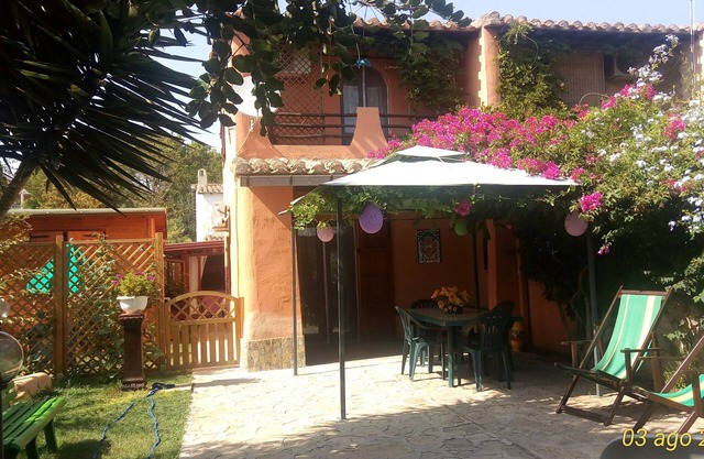 Villa in residence, one hundred meters from the sea
